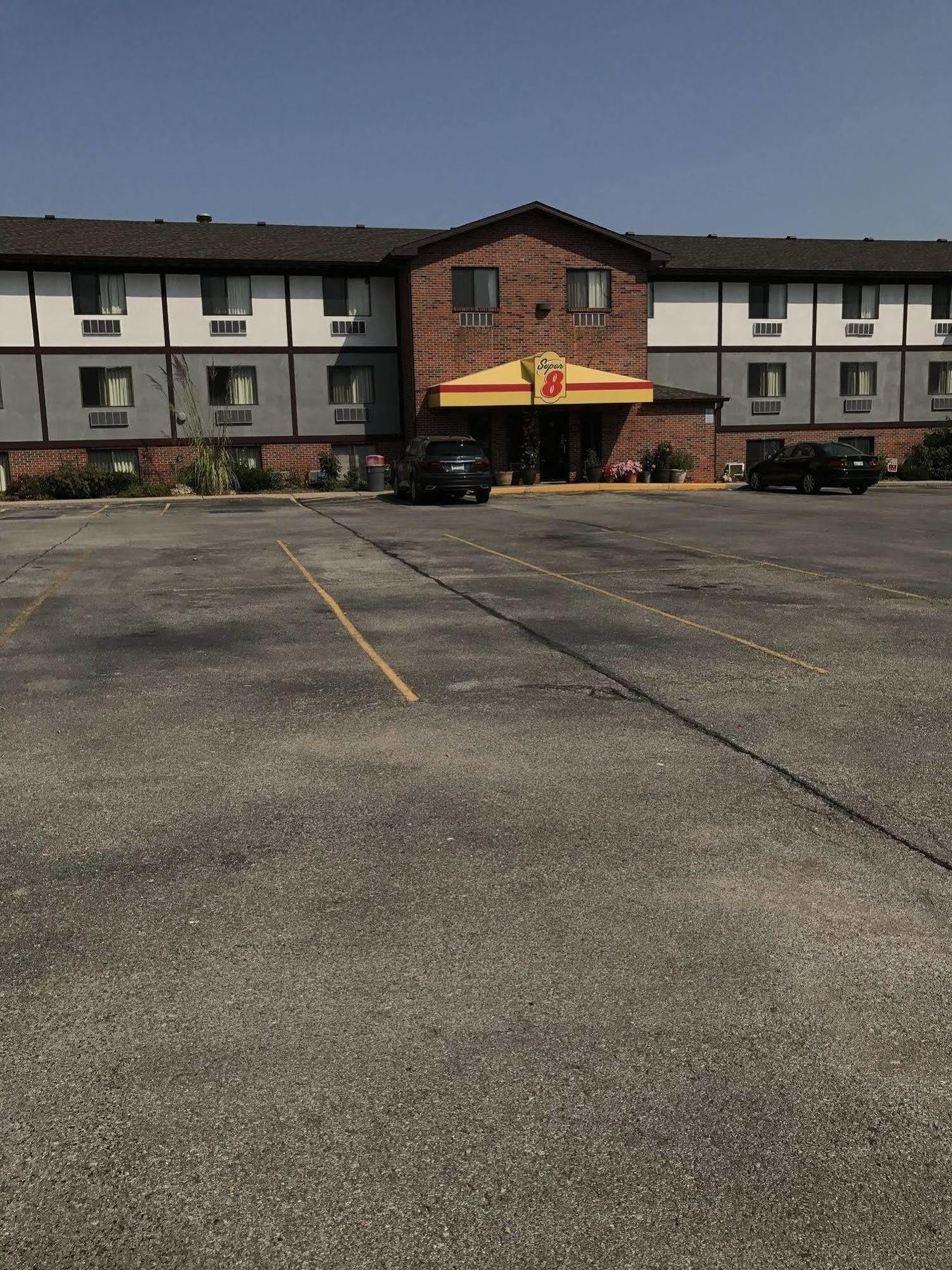 Super 8 By Wyndham Omaha/West Dodge Motel Eksteriør billede